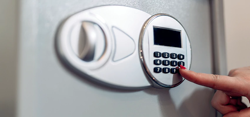 Jewelry Safe Cracking in Canyon Lake, California