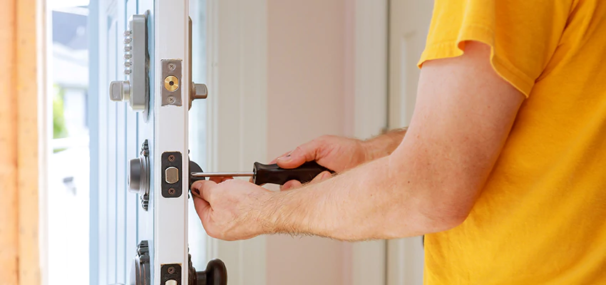 Eviction Locksmith For Key Fob Replacement Services in Canyon Lake, CA